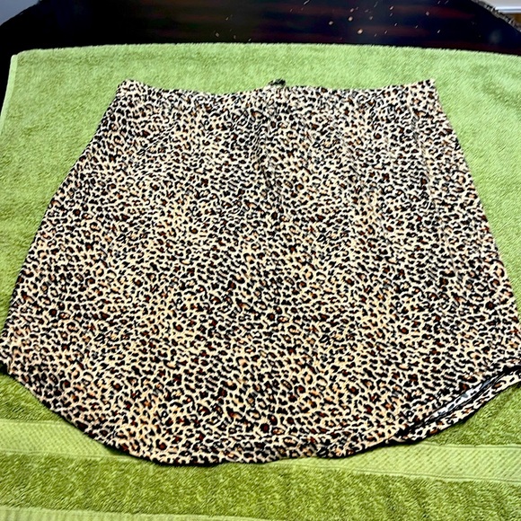 SHEIN mini skirt 1XL - Picture 3 of 3